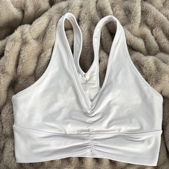 NWOT ALO Yoga Wild Thing Bra - White